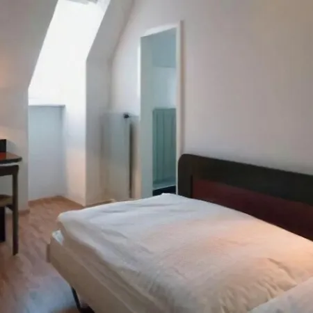 Continental Hotel 2*